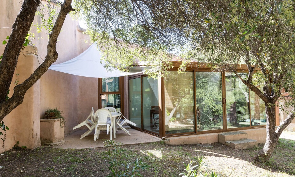 Palasca House | Bungalow “Village Camping De L'ostriconi G2” with Sea View, Shared Pool & Wi-Fi