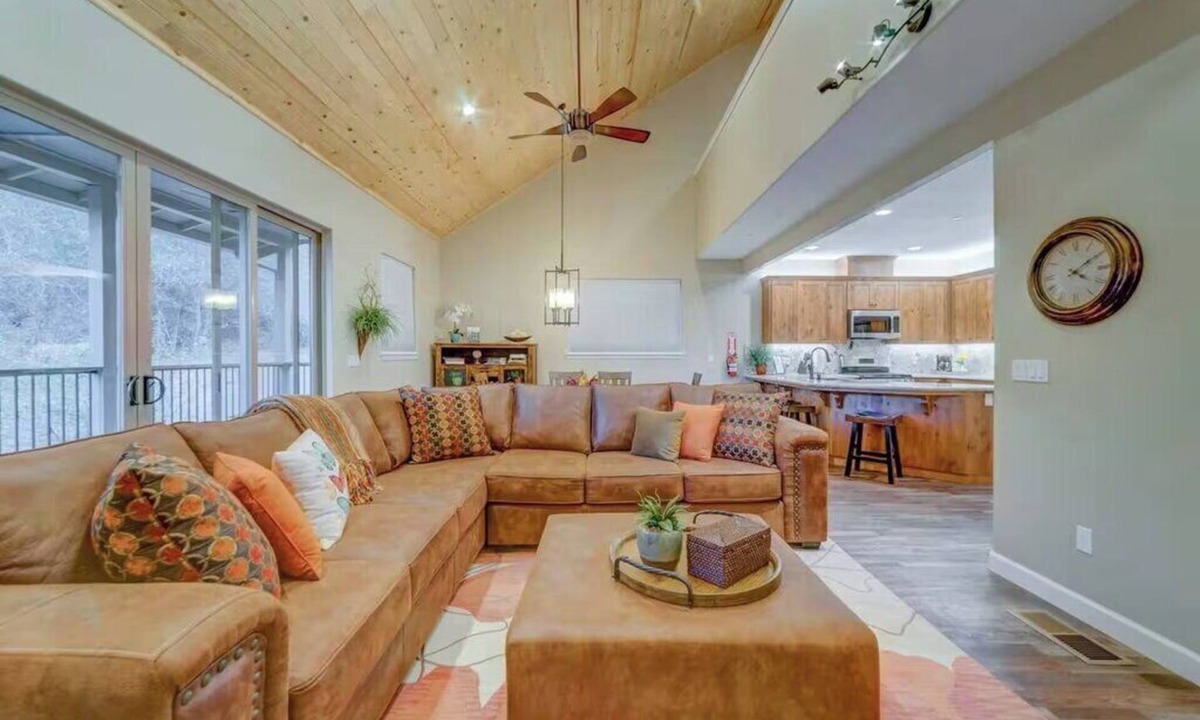 Mariposa House | Butterfly View Retreat + 45 Min to Yosemite