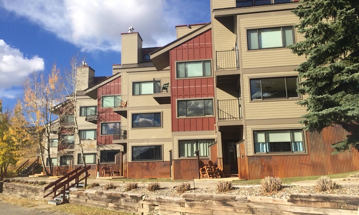 Mount Crested Butte Condo | Buttes Condo, Steps from the base area, Mountain Luxury