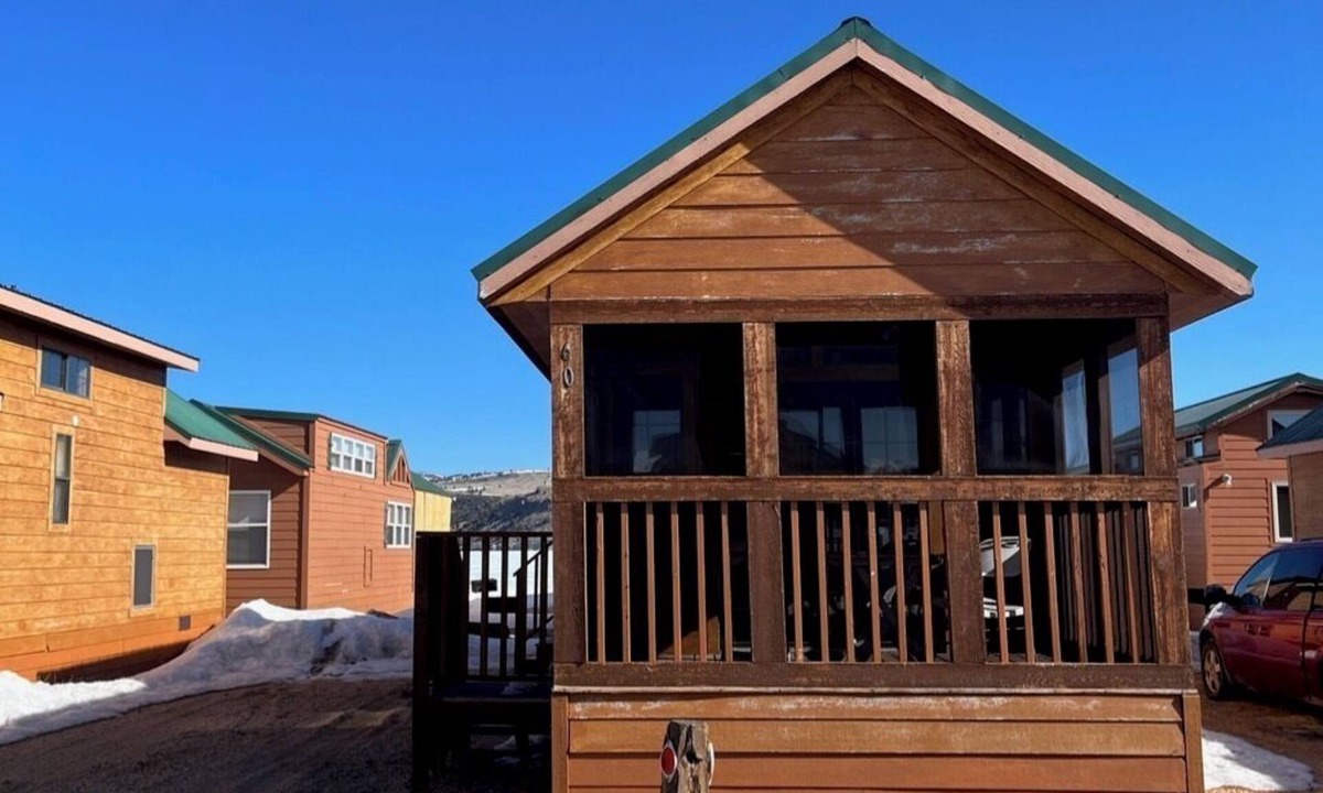 Mammoth Creek Cabin | Cabins by Panguitch Lake: Where Rustic Charm Meets Amazing Fishing!