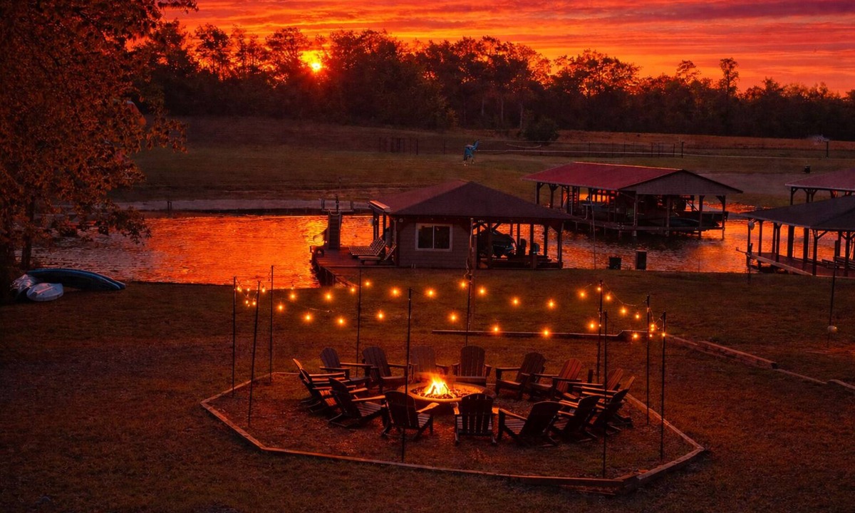 Bumpass House | Camp Oak - Family Friendly Lakehouse - Sleeps 25
