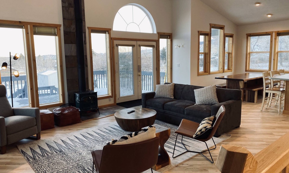 Teasdale House | Capitol Reef Home with fast wi-fi and washer/dryer