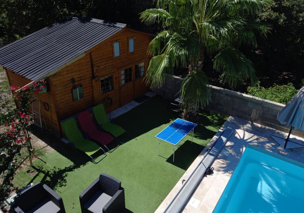 Patrimonio Ski Chalet | Casa di legnu ,charmant chalet avec piscine