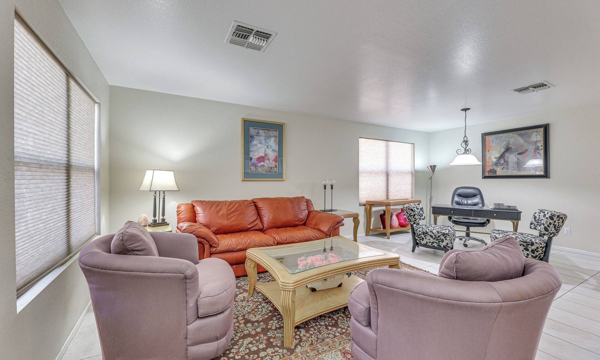 Casa Grande House | Casa Grande Home Near Golf, Dining & Shops!