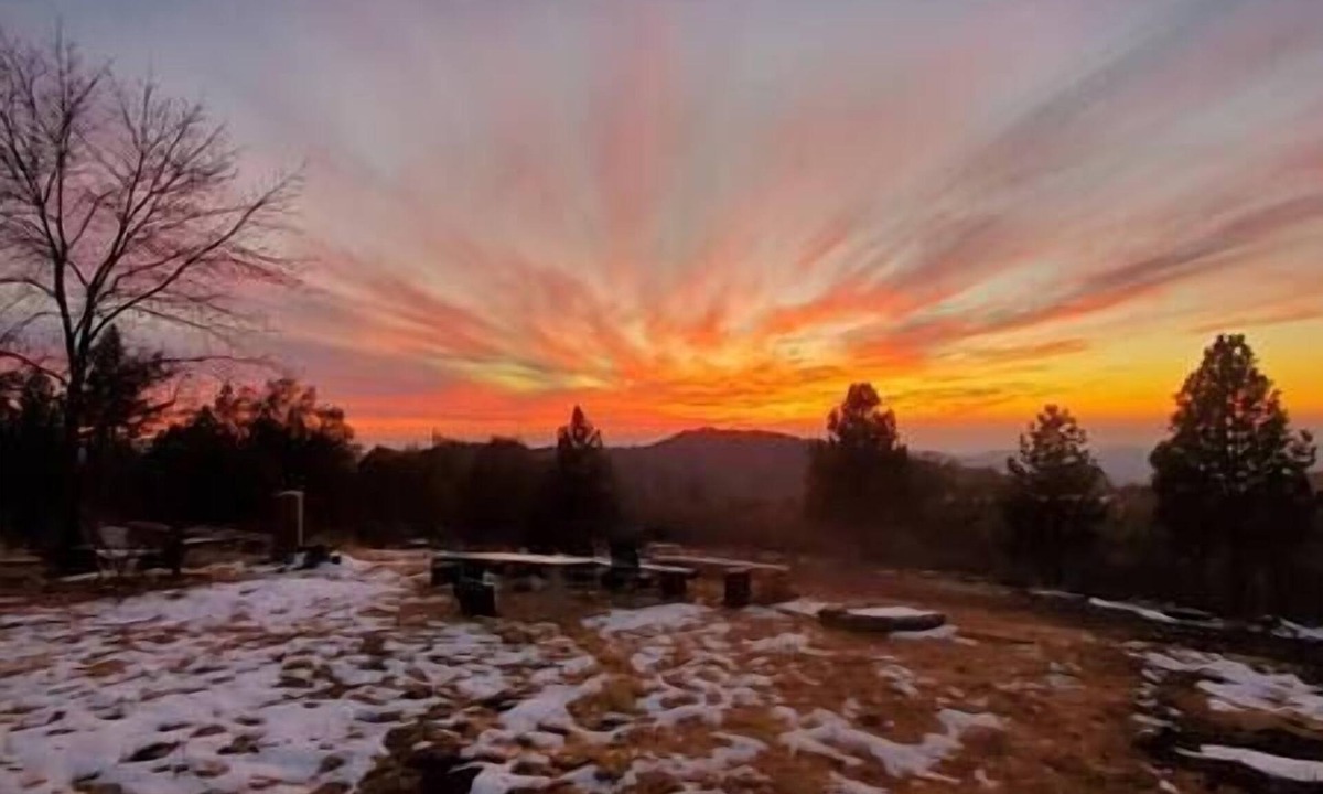 Pinehurst RV Rental | CG15 Sml Campsite/Shower Kings Canyon/Sequoia NP