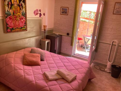 Monacia-d'Aullene Bed & Breakfast | chambre double avec salle de bain privée
