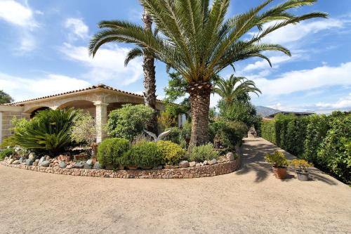 Sarrola-Carcopino Bed & Breakfast | Chambres de la mer et baldaquin