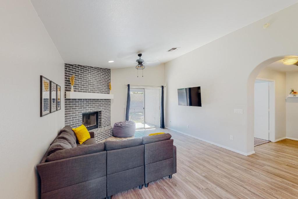 Chandler House | Chandler Contentment