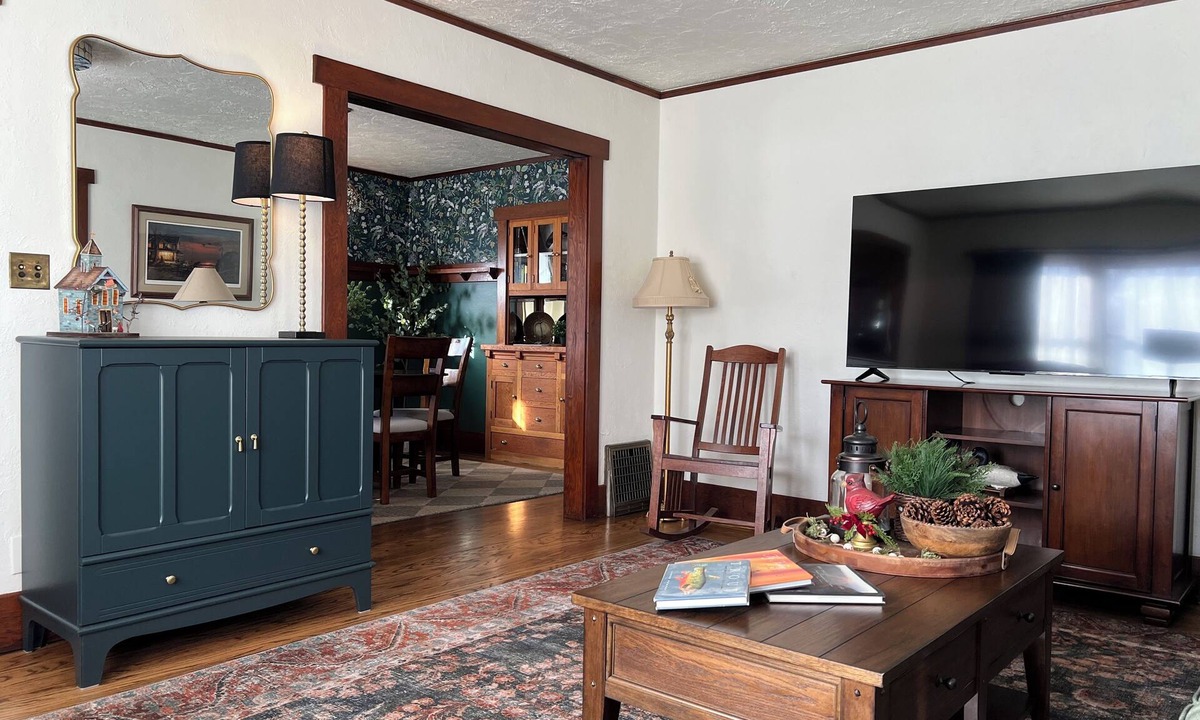 Blackfoot House | Charming 1925 Craftsman Bungalow in Blackfoot, Idaho.