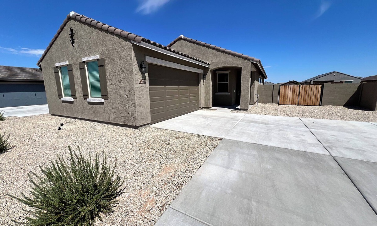 Casa Grande House | Charming 4-bedroom house with WiFi, AC in delightful Casa Grande