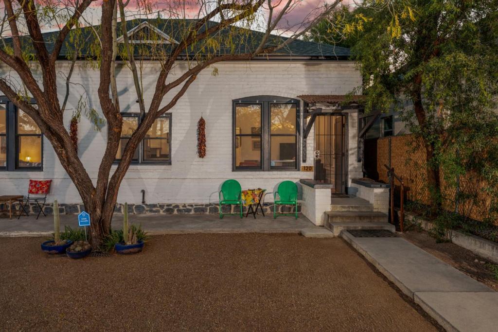 Iron Horse Historic District House | Charming and Cozy, 1 BR 1 BA , Historic Duplex