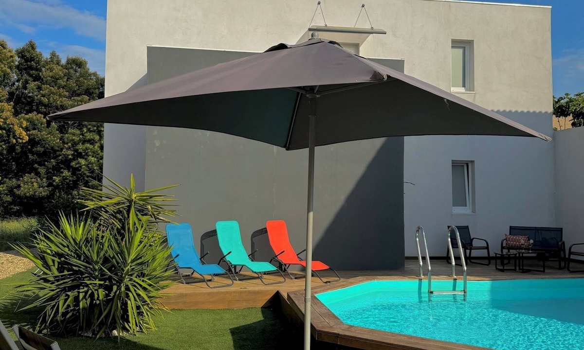 Venzolasca Apartment | Charming Bas de villa beach walking natural site