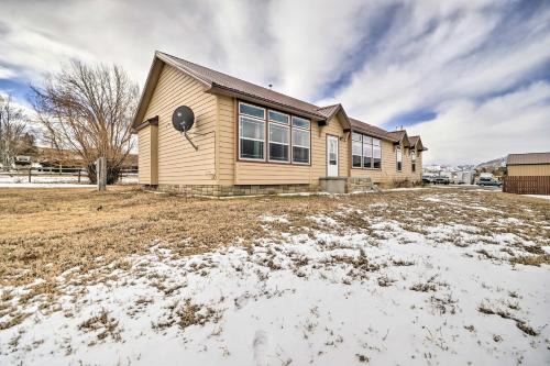 Cody House | Charming Cody Vacation Home w/Mtn Views!