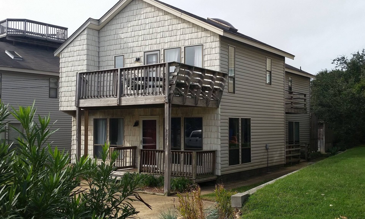Northwest Condo | Charming Condo At Wide, Sandy Chesapeake Bay Beach; Twin condo is vrbo #176755