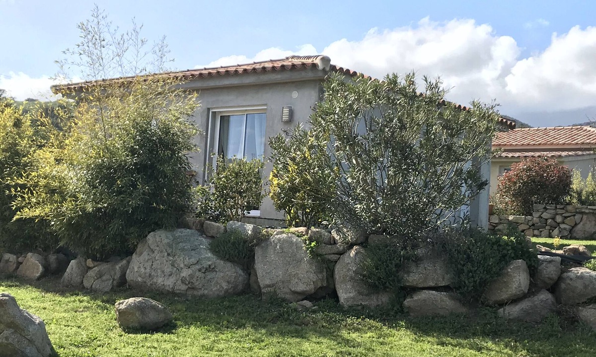 Sotta House | Charming house tranquility-Mountain view-10mn from Porto Vecchio and its beaches
