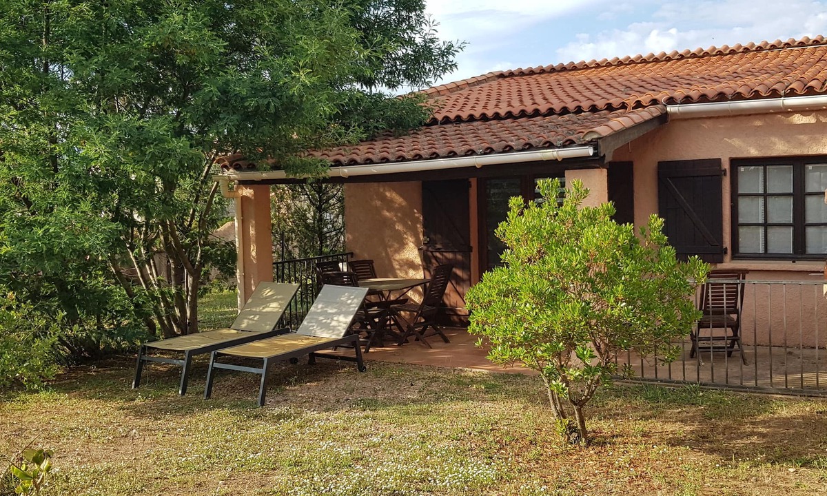 Porto-Vecchio Villa | Charming little house 2/4 people 700 m from the superb beach of St Cyprien