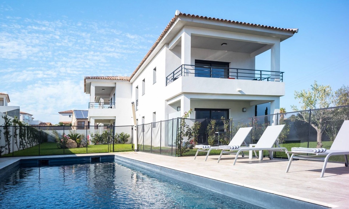 Monticello Apartment | Charming T2 apartment with pool in ILE-ROUSSE number 8