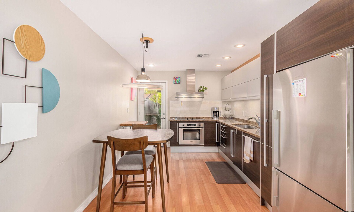 Camelback East House | Charming Townhouse in Central Phoenix