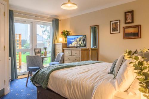 Martin Bed & Breakfast | Chevrons Living