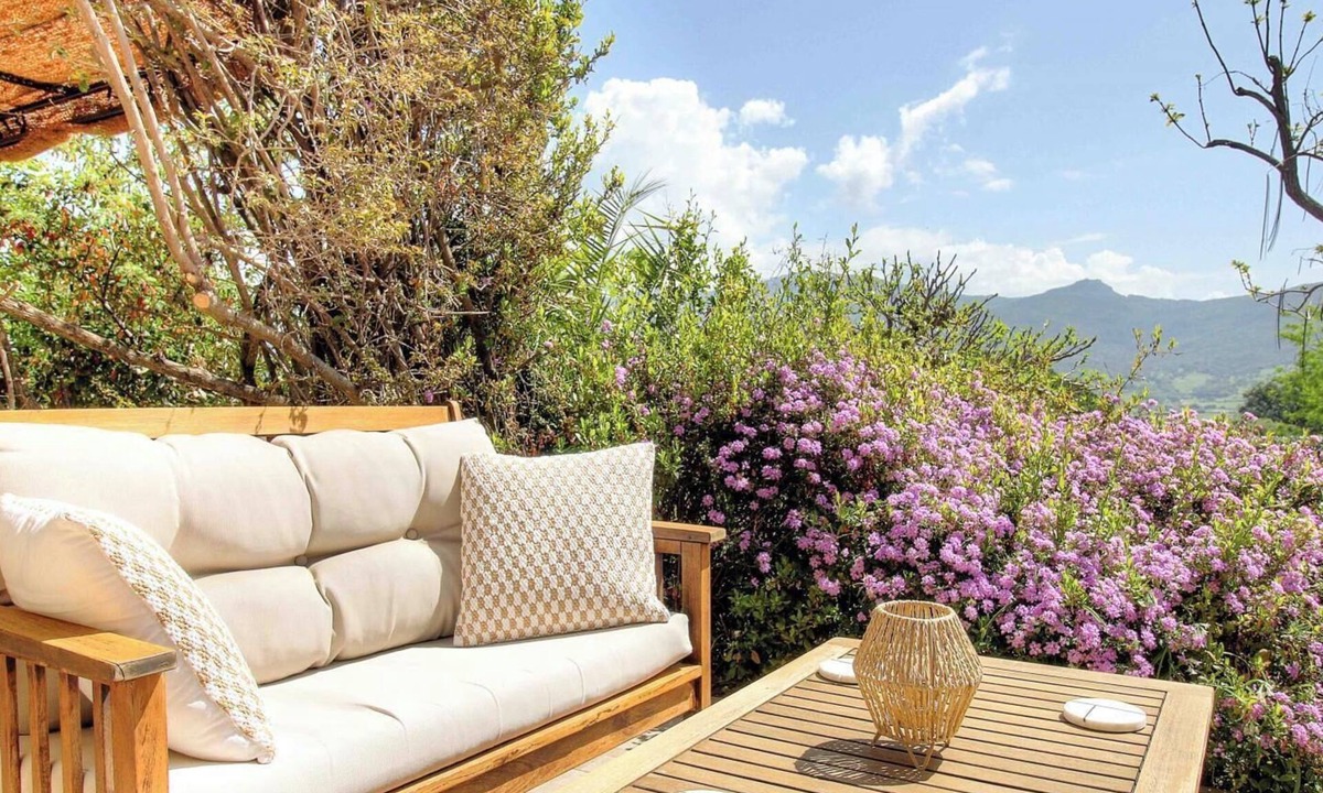Serra-di-Ferro House | CHIASEDDA - SERRA DI FERRO