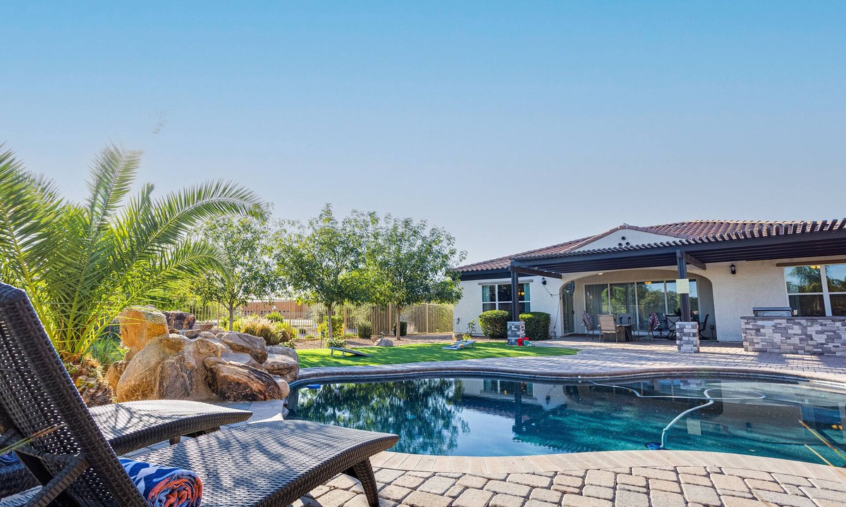 Queen Creek House | Chic and Cozy Retreat w/Heated Pool, Stay A While