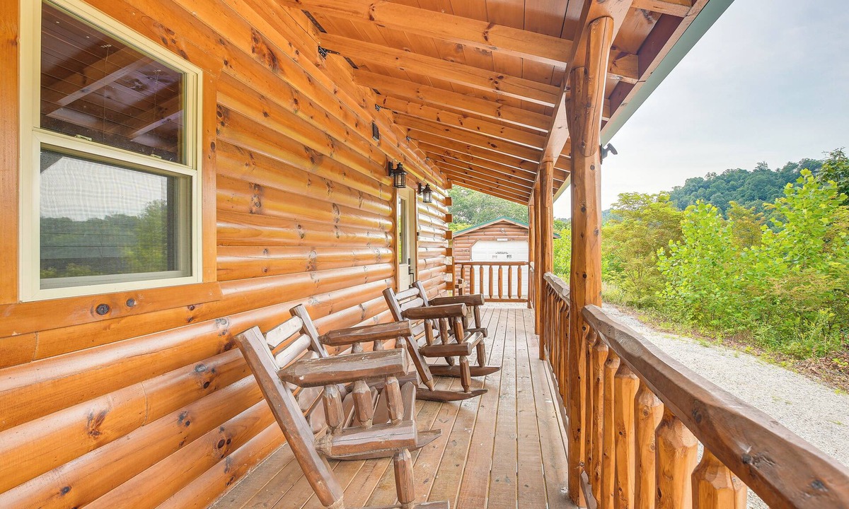 Chillicothe Cabin | Chillicothe Cabin Near Hocking Hills State Park!