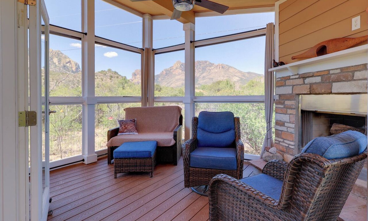 Portal Cabin | Chiricahua Birding Cabin By Cave Creek Canyon!