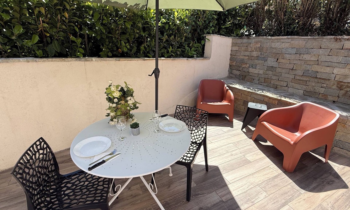 Panatieri Apartment | Cité Paoline - Quiet Escape with Terrace Parking & Wi-Fi