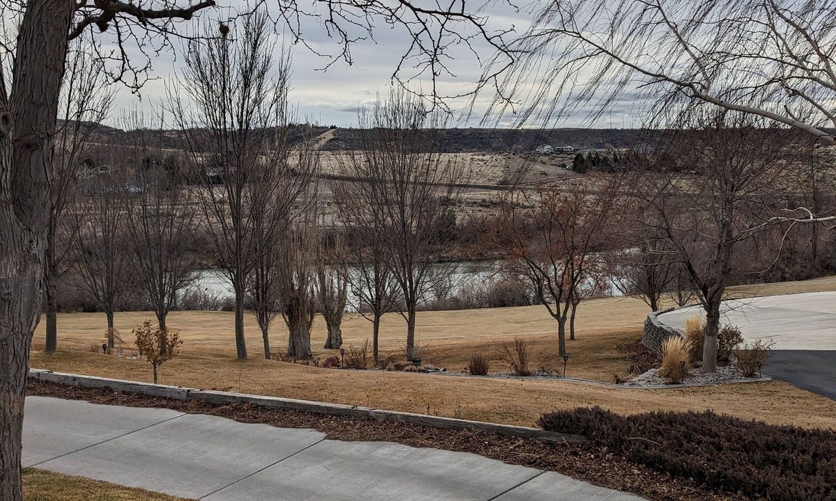 Buhl House | Clear Lakes Ranch and Country Club Executive Family Stay