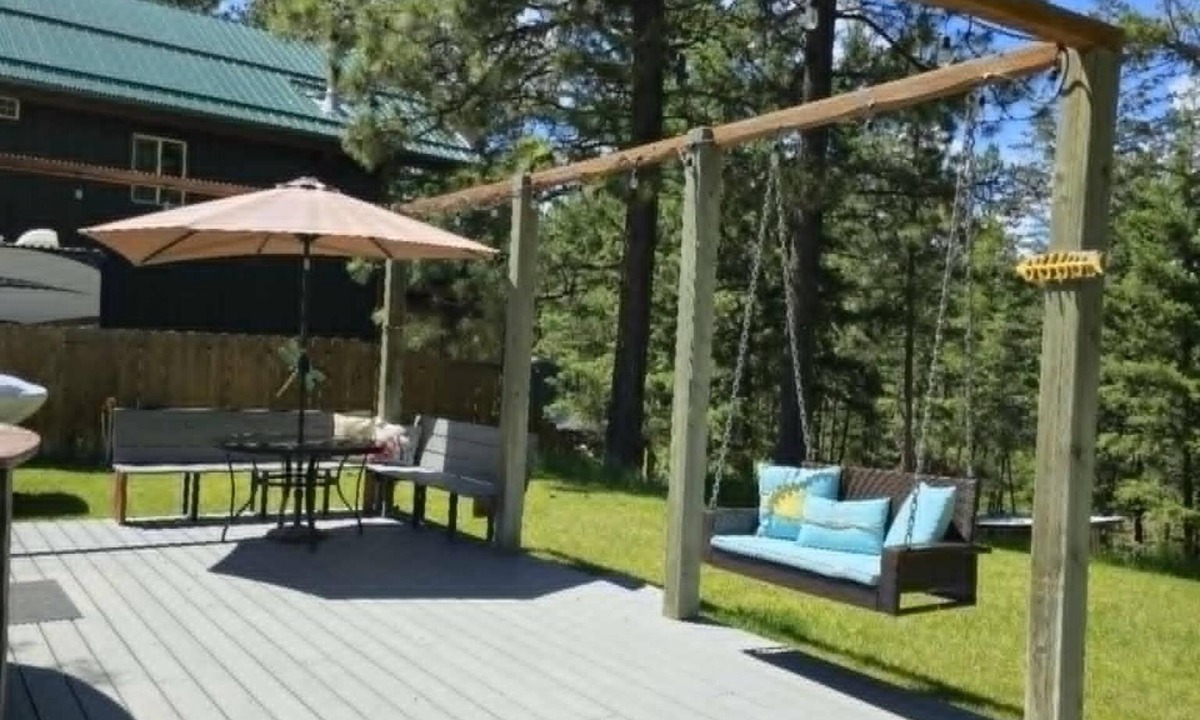 Rexford House | Closest Private Rental to Lake Koocanusa/Boat Launch - Camper on Private Lot
