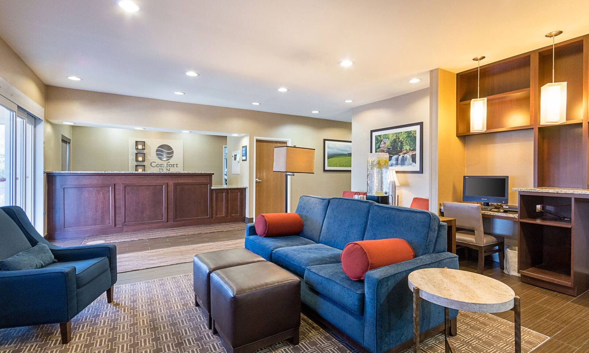 Barboursville Hotel | Comfort Inn Barboursville near Huntington Mall area