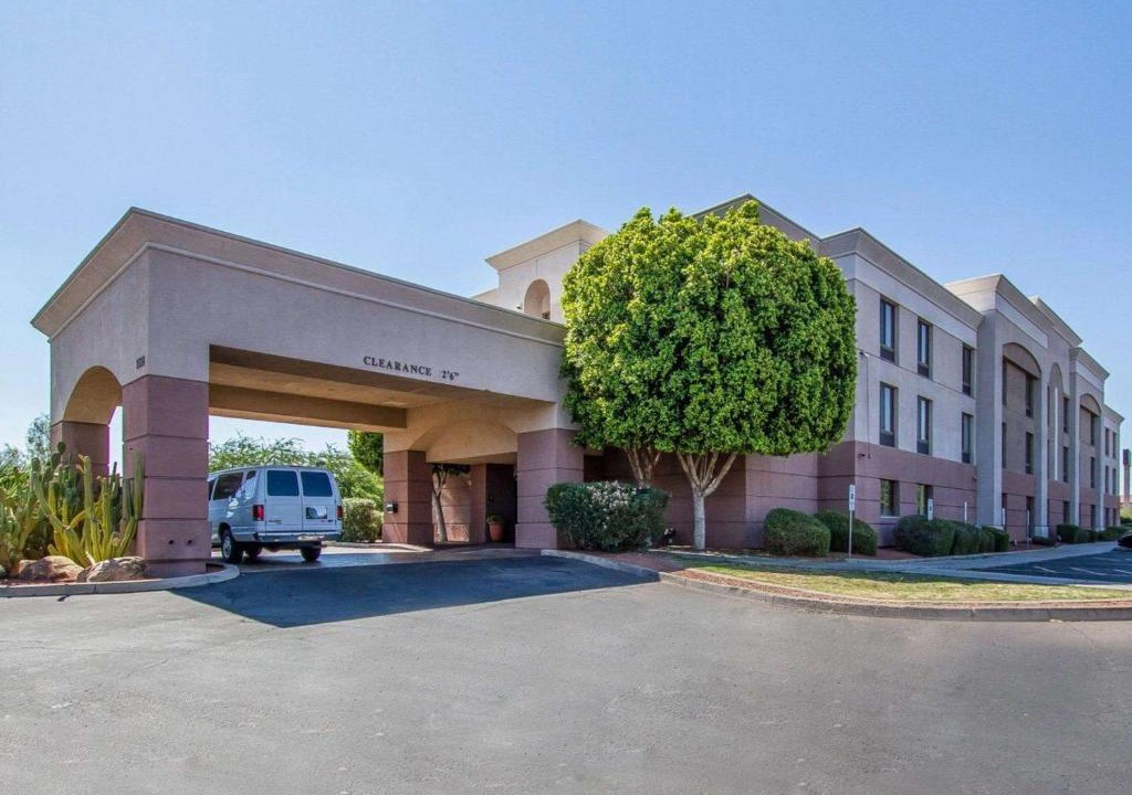 Estrella Hotel | Comfort Inn I-10 West at 51st Ave