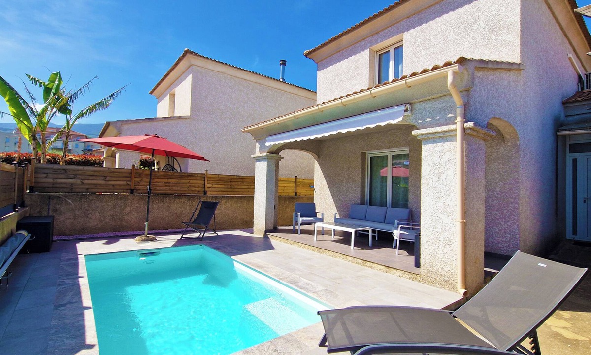 Lucciana House | Comfortable house with private pool, terraces, air conditioning & Wi-Fi