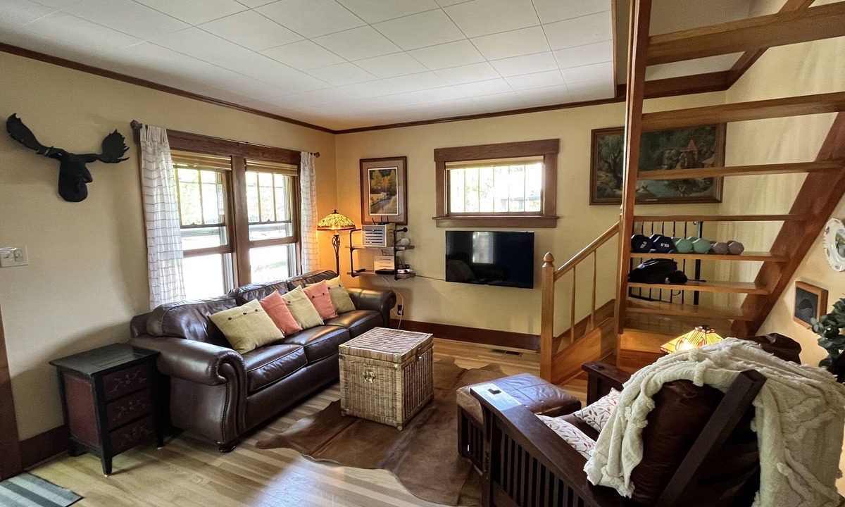 Rose Park House | Comfy and Idyllic 1920s Missoula Bungalow in the historic Slants Neighborhood