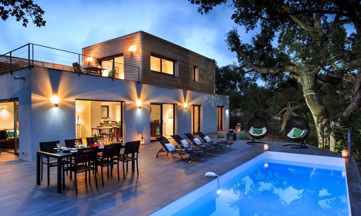 Pianotolli-Caldarello Villa | Contemporary Family Villa with Heated Saltwater Pool near Village and Pinarello