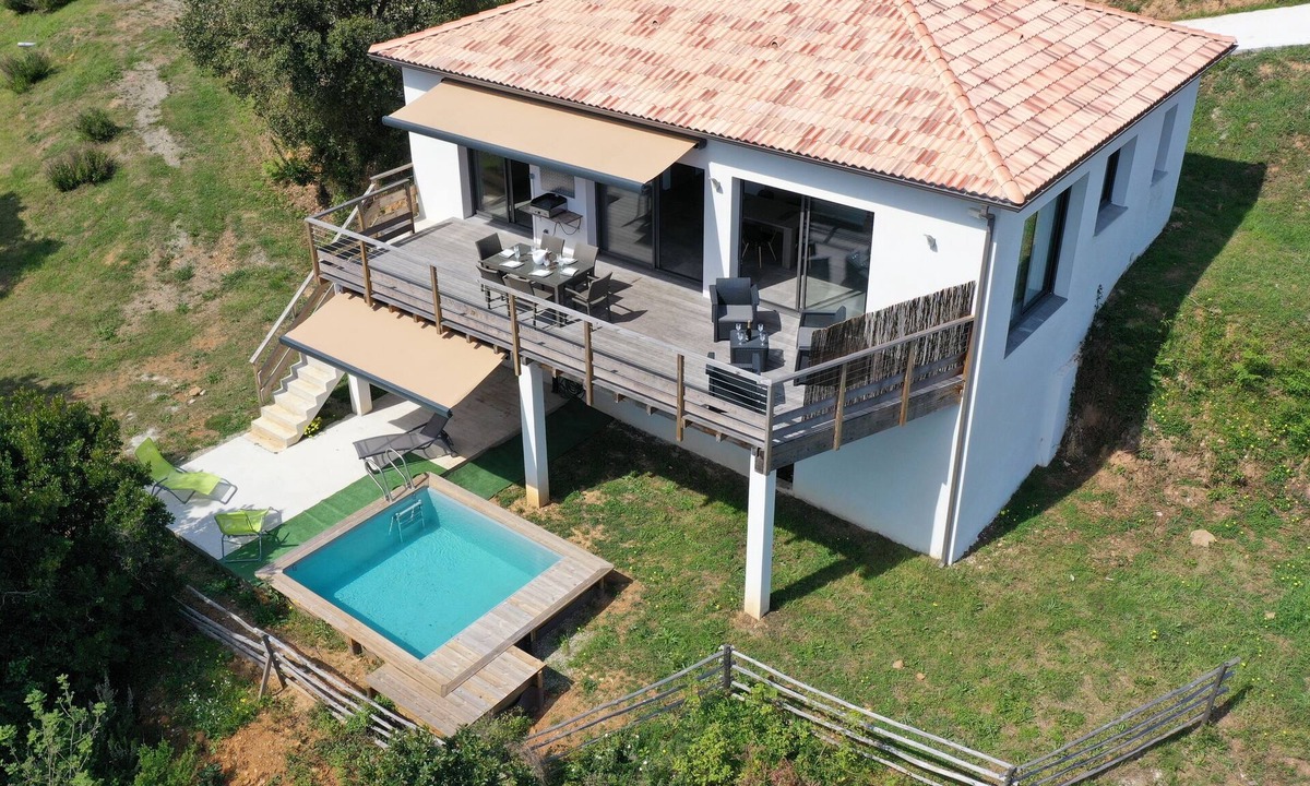 Taglio-Isolaccio House | Corse et Zen : VILLA SUR LES BOIS 85m² 5/7 pers, Swimming pool, Beach 3 minutes away,