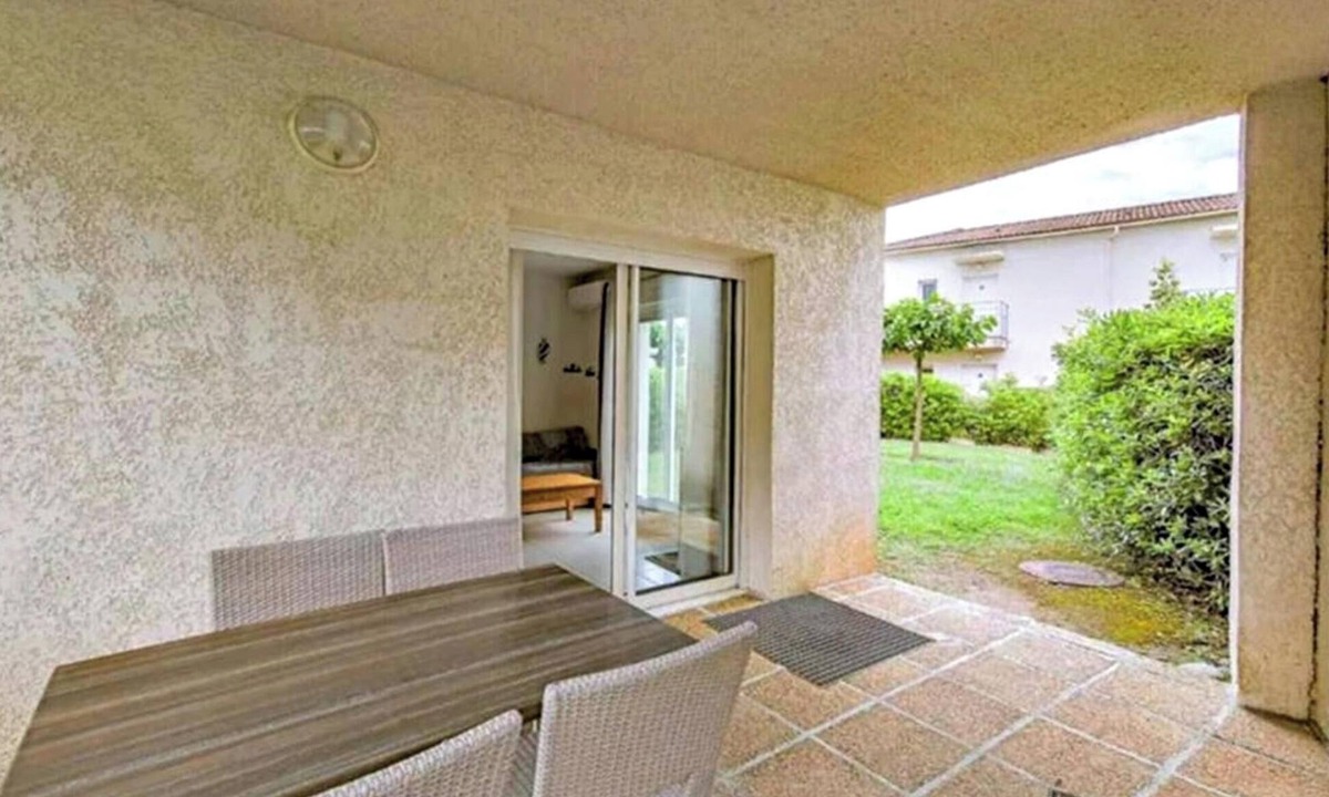Poggio-Mezzana Apartment | Corse T2 - garden and terrace 150 m from the sea, pool - quiet, ideal family