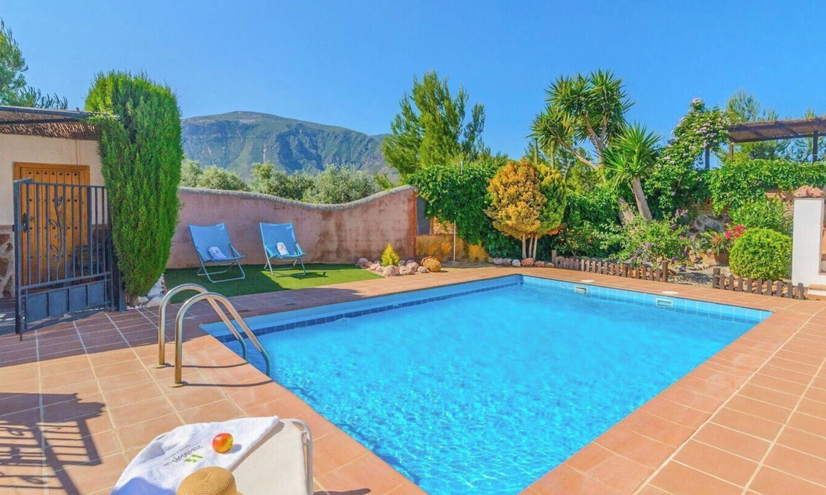 Orgiva Villa | Cortijo El Olivar Órgiva by Ruralidays