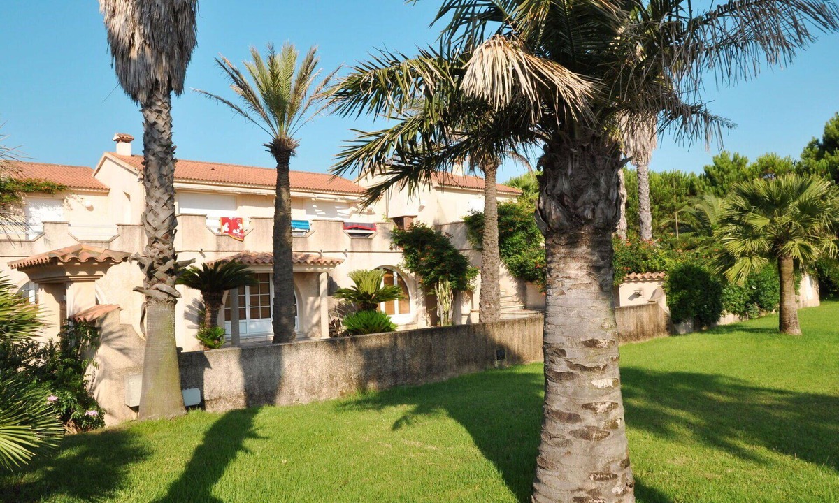 Pineto Apartment | Cosy apartment for 5 guests with WIFI, A/C, TV, terrace and pets allowed
