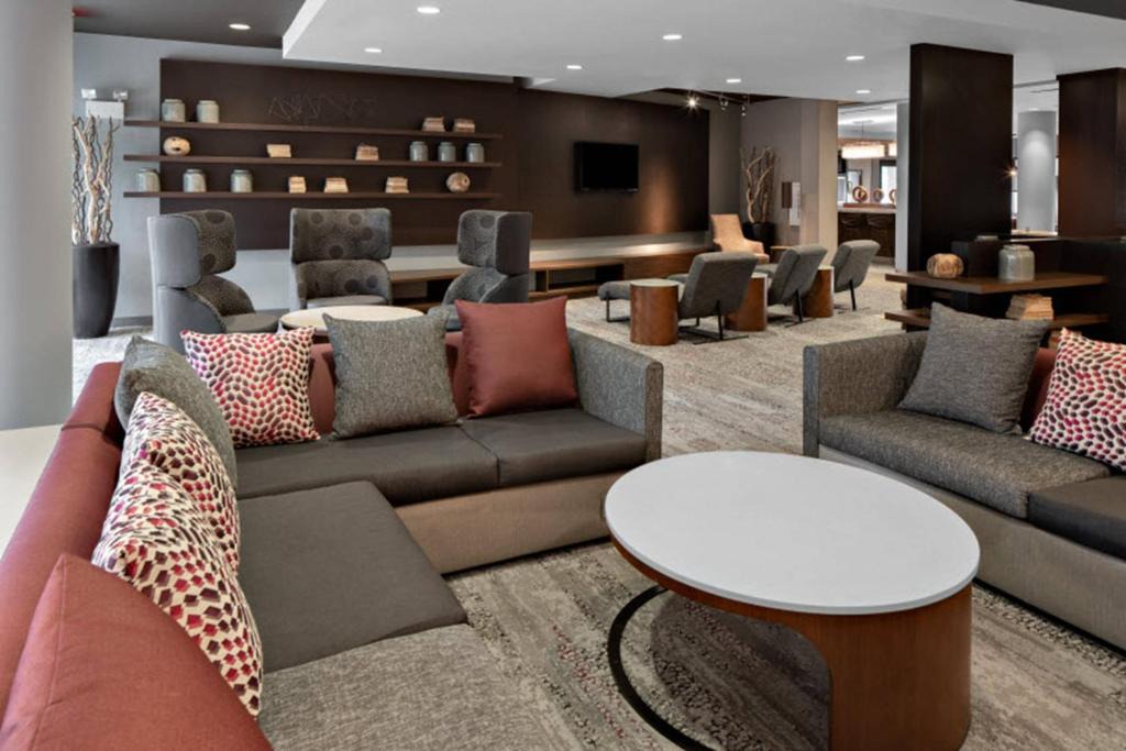 Northeast Raleigh Hotel | Courtyard by Marriott Raleigh North