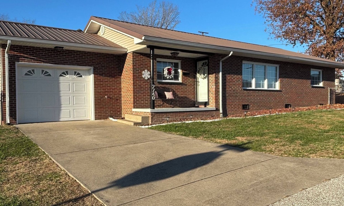 Hurricane House | Cozy 3 Bedroom Private Home w/Garage in Hurricane
