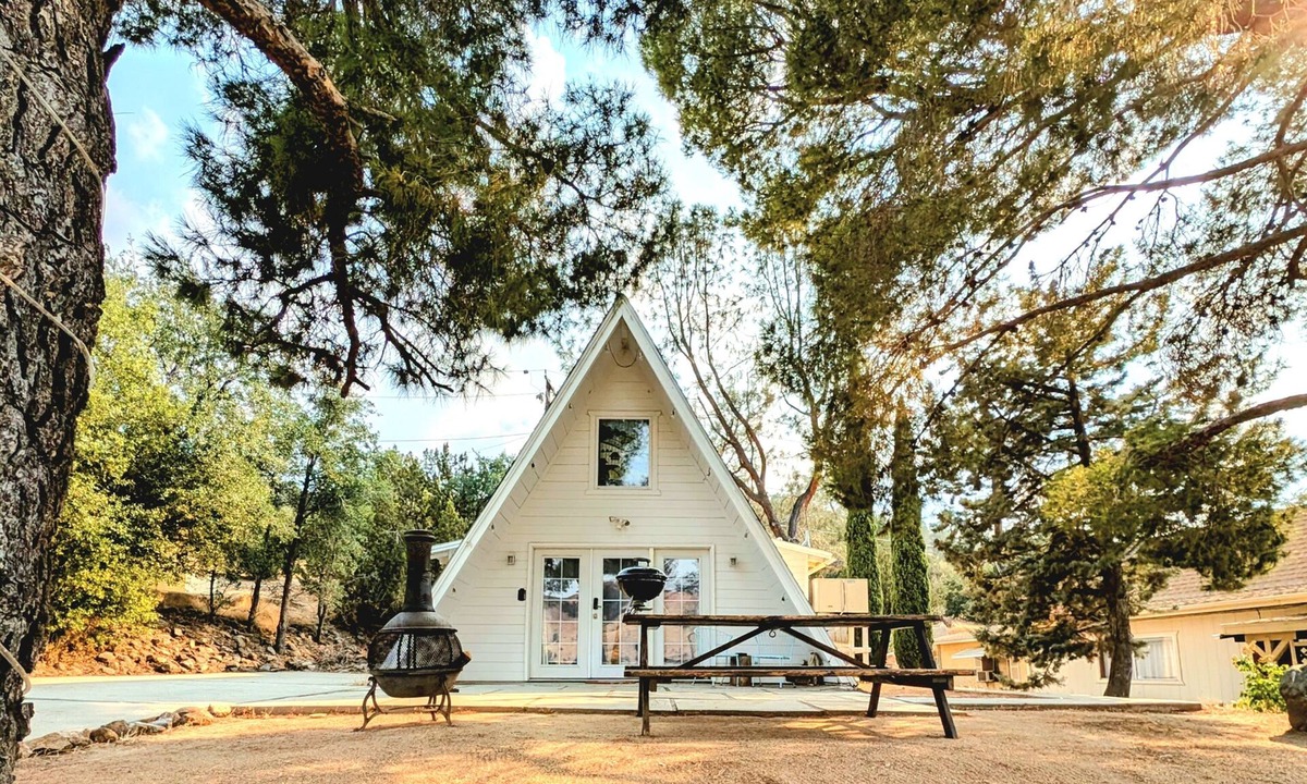 Bodfish Cabin | Cozy A-Frame With Mountain Views, Near Hot Springs