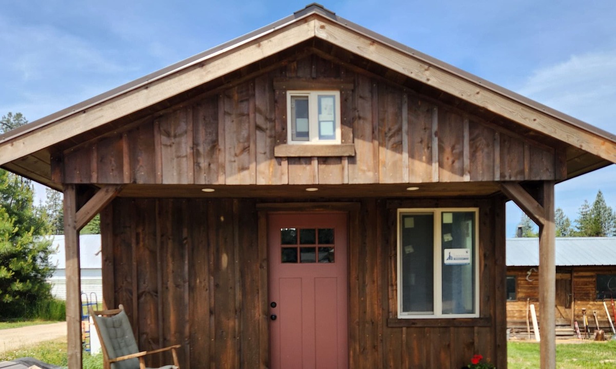Heron House | Cozy cabin, beautifully rustic