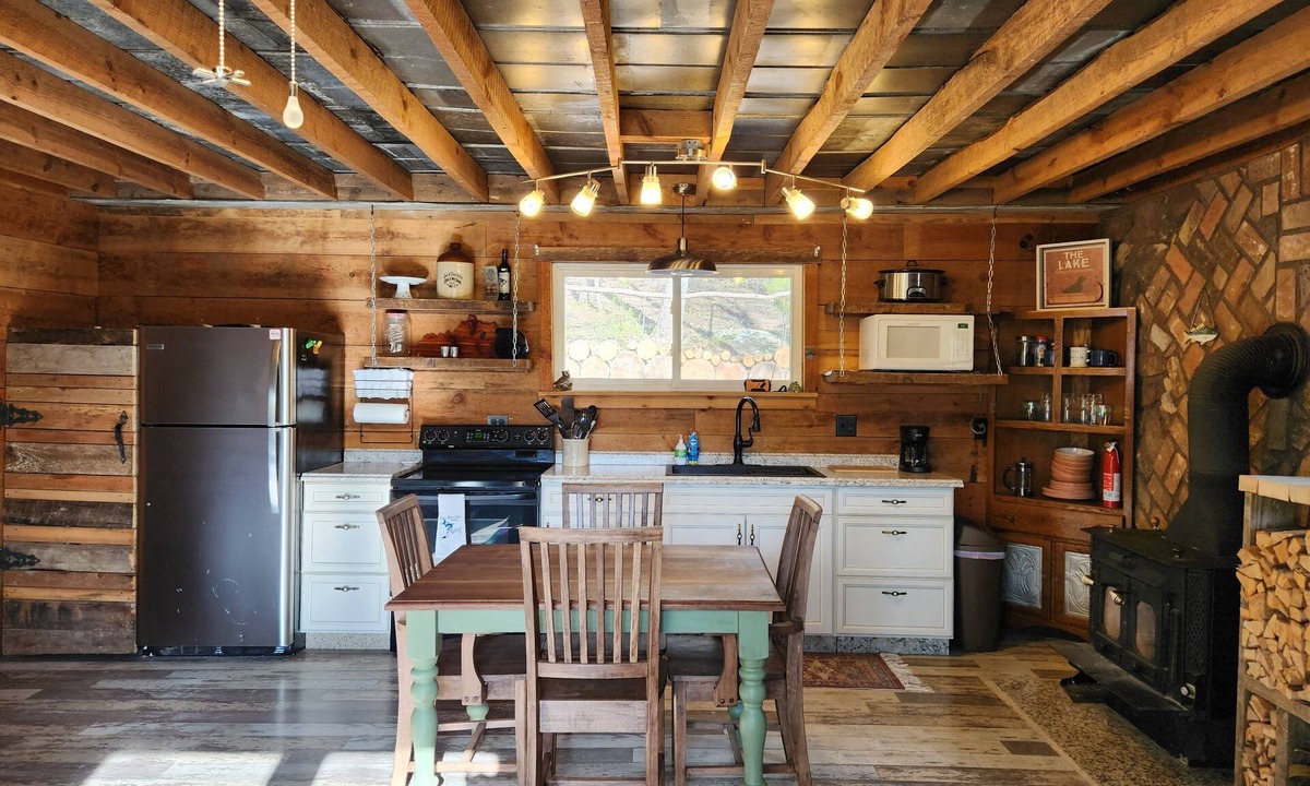 Wellington Cabin | Cozy cabin close to Cave Run, bordering the Daniel Boone National Forest