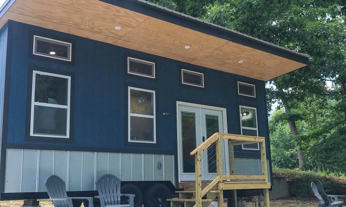 Seneca Cabin | Cozy Clemson TIny House Cabin