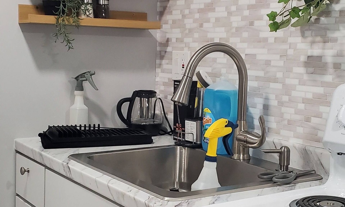 District Heights Apartment | Cozy Fully Furnished 2 Bedroom Unit
