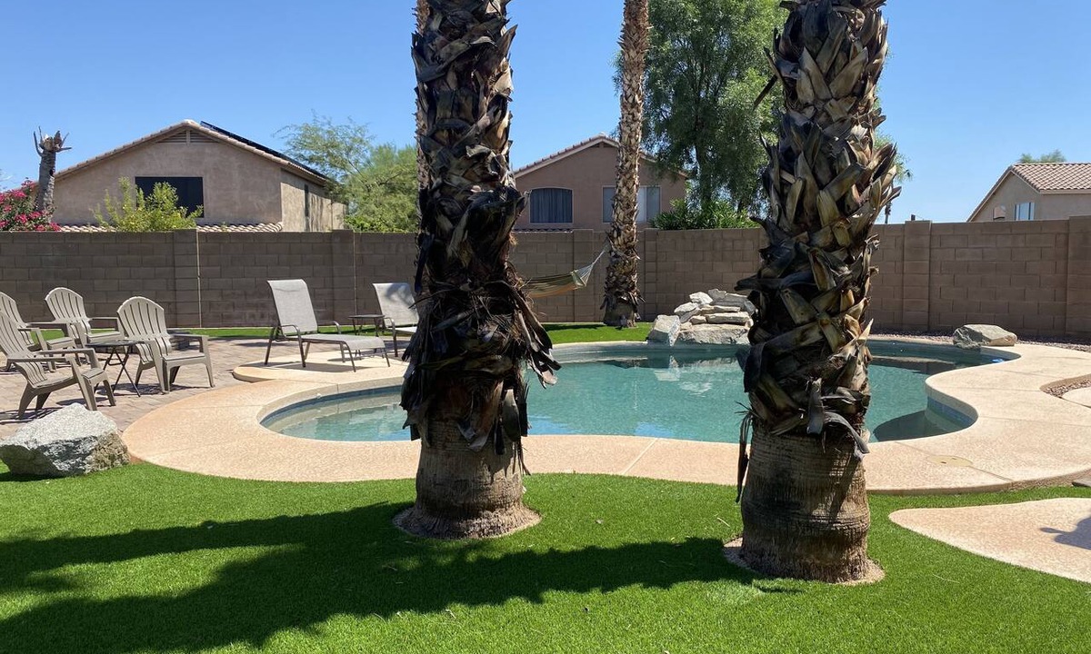 Kingswood Parke House | Cozy getaway home w/POOL and GREAT location!