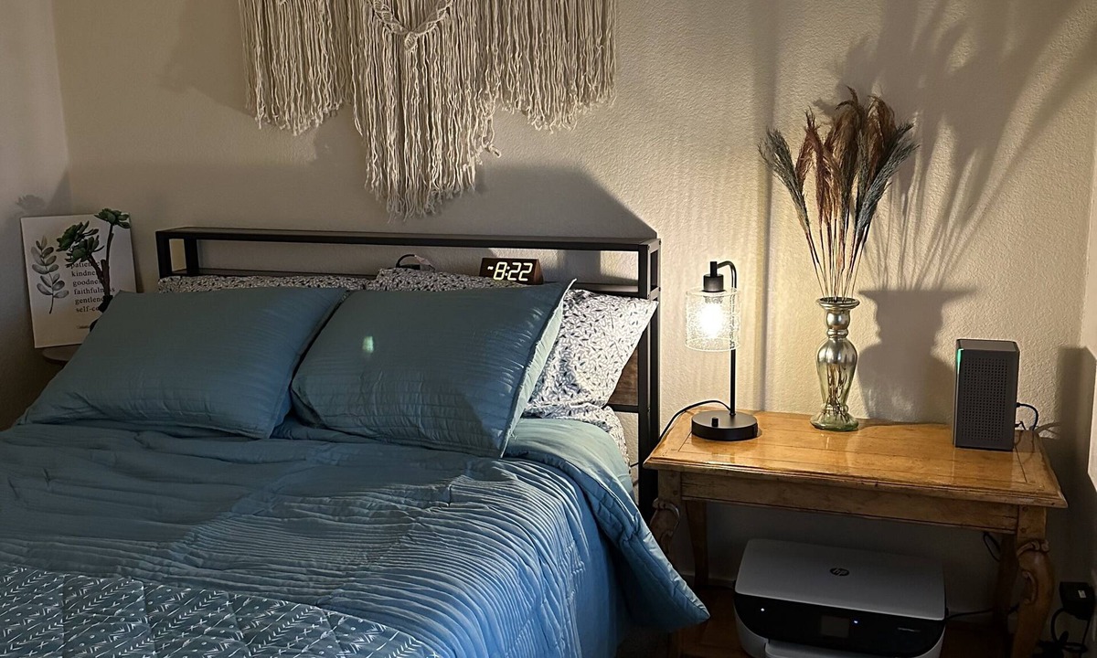 Bellevue Cottage | Cozy Guest Cottage