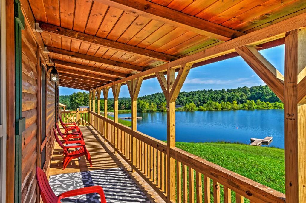 Cub Run House | Cozy Lakefront Cabin with On-Site Waterfall and Hiking