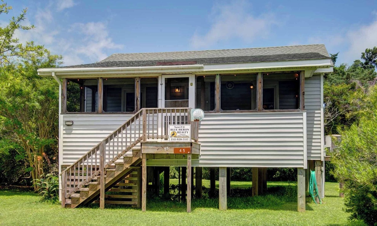 Ocracoke House | Crab Shack - Ocracoke Island